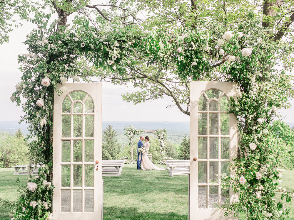 Cedar Lakes Estate Wedding Photos